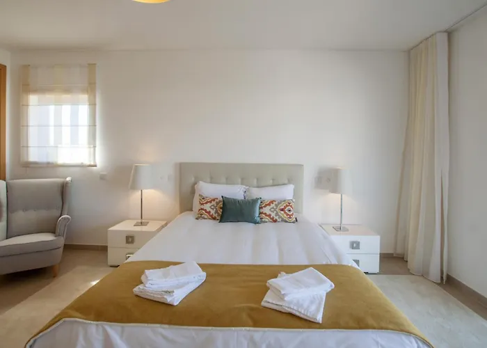 Del Rey Iii וילה